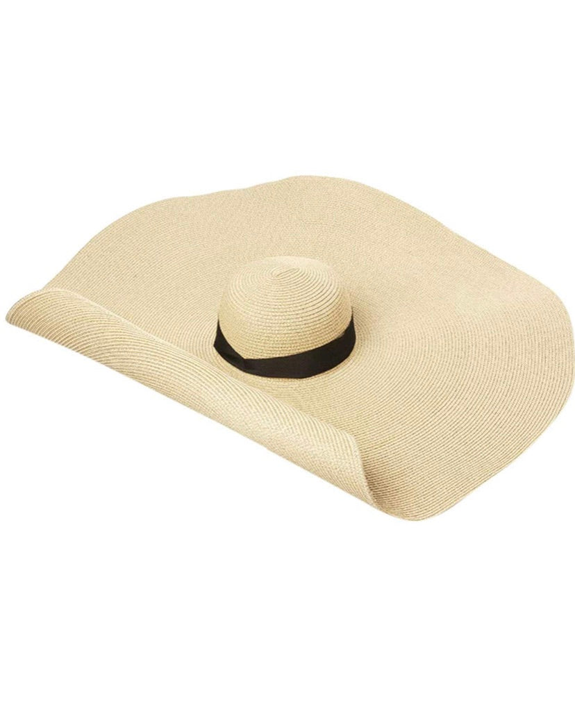 P$ Oversized Straw Hat